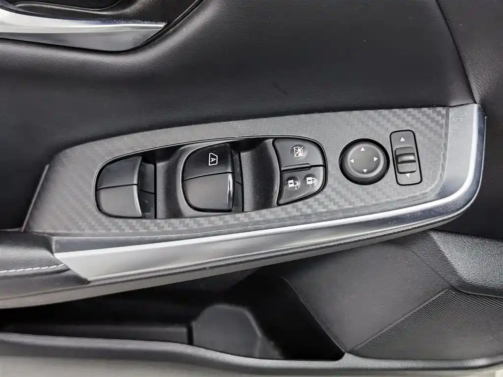Nissan Sylphy 2020 — фото 9