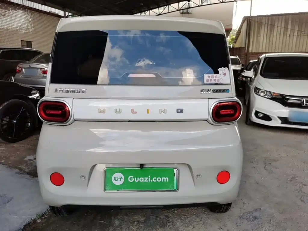 Wuling Hongguang MINIEV 2025