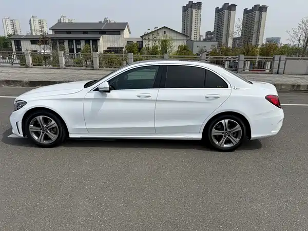 Mercedes-Benz C-Class 2019