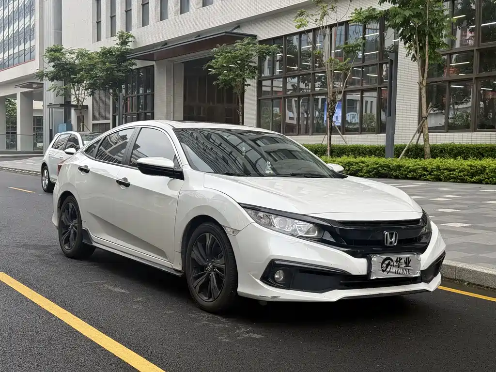 Honda Civic 2019 — фото 2