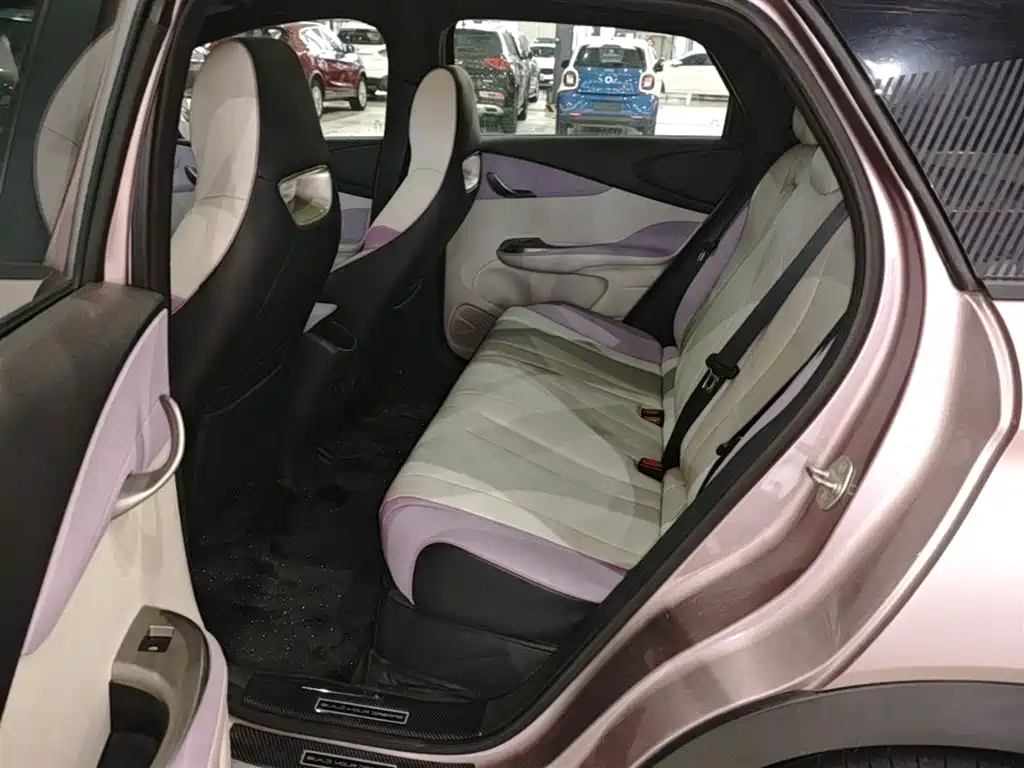 BYD Dolphin 2022 — фото 17