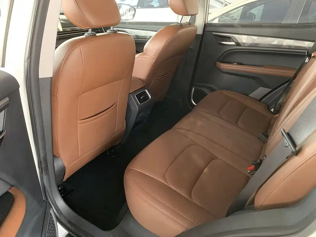 Geely Vision X6 2021