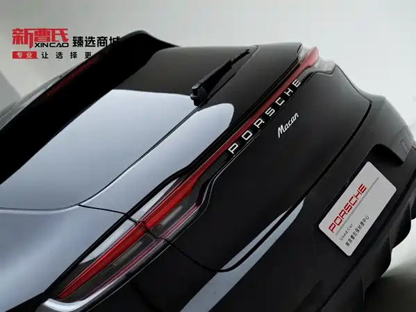 Porsche Macan 2021