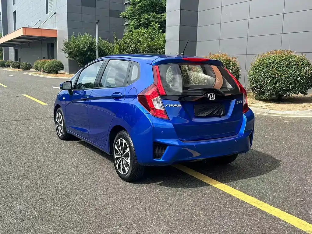 Honda Fit 2017 — фото 19