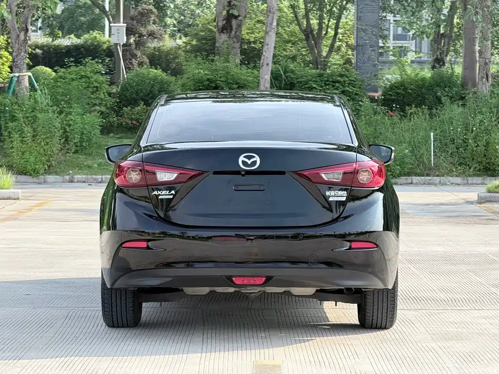 Mazda 3 Angkesela 2016