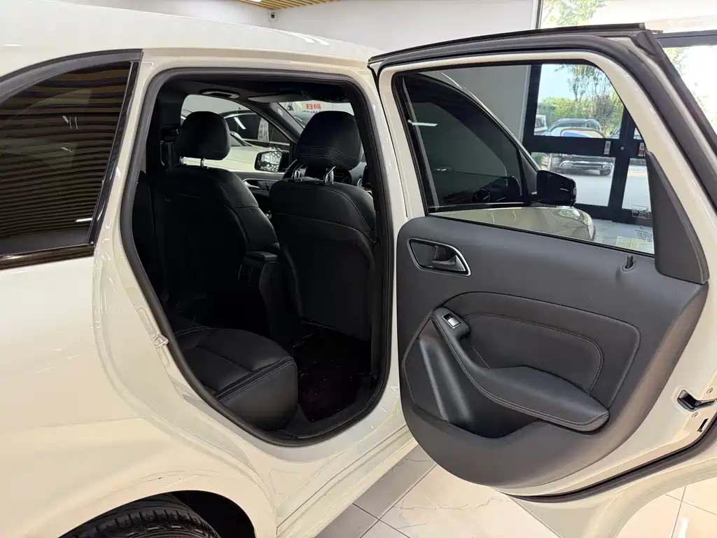 Mercedes-Benz B-Class 2015 — фото 14