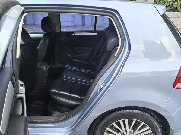 Volkswagen Golf 2014