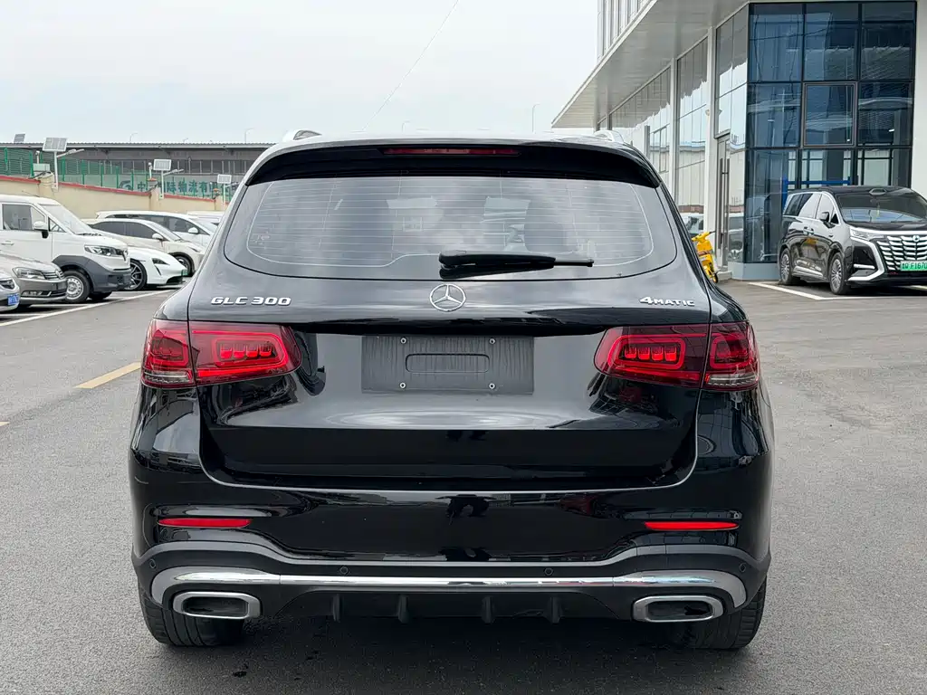Mercedes-Benz GLC 2021 — фото 12