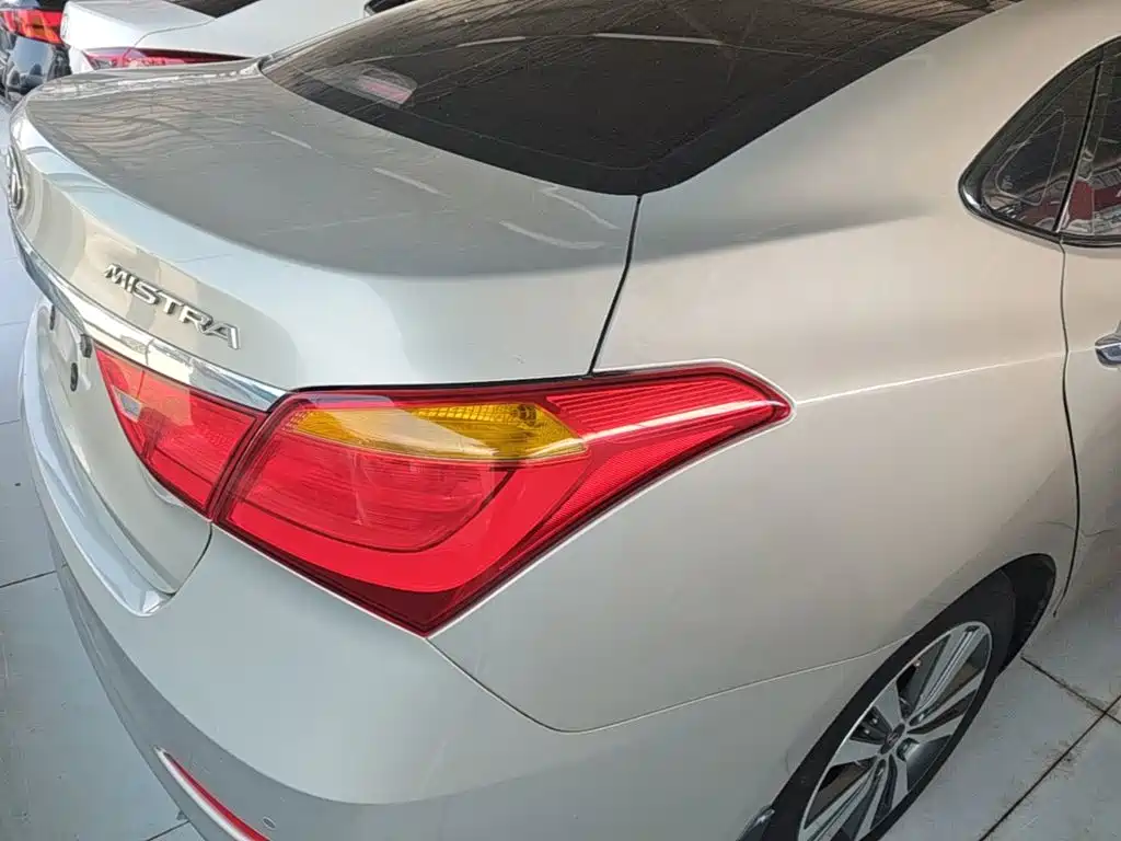 Hyundai Mistra 2016 — фото 8