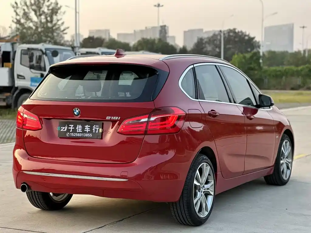 BMW 2 Series Active Tourer 2018 — фото 4