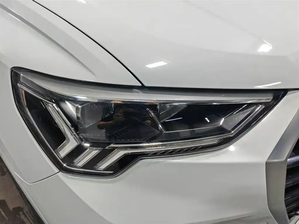 Audi Q3 2020 — фото 13