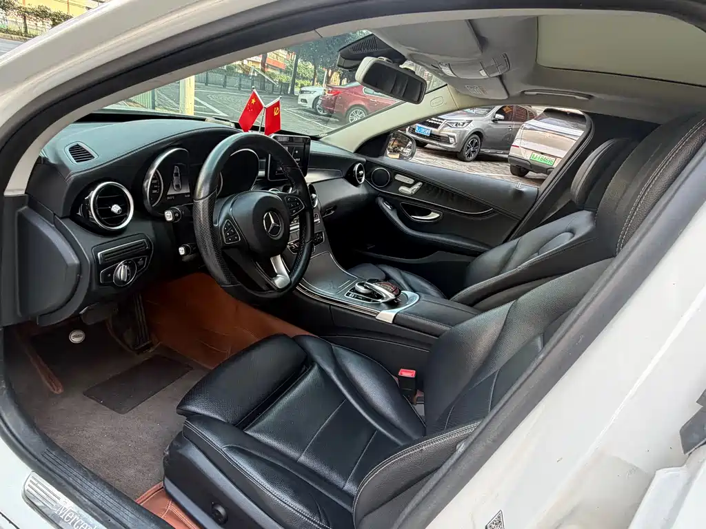 Mercedes-Benz C-Class 2018 — фото 7