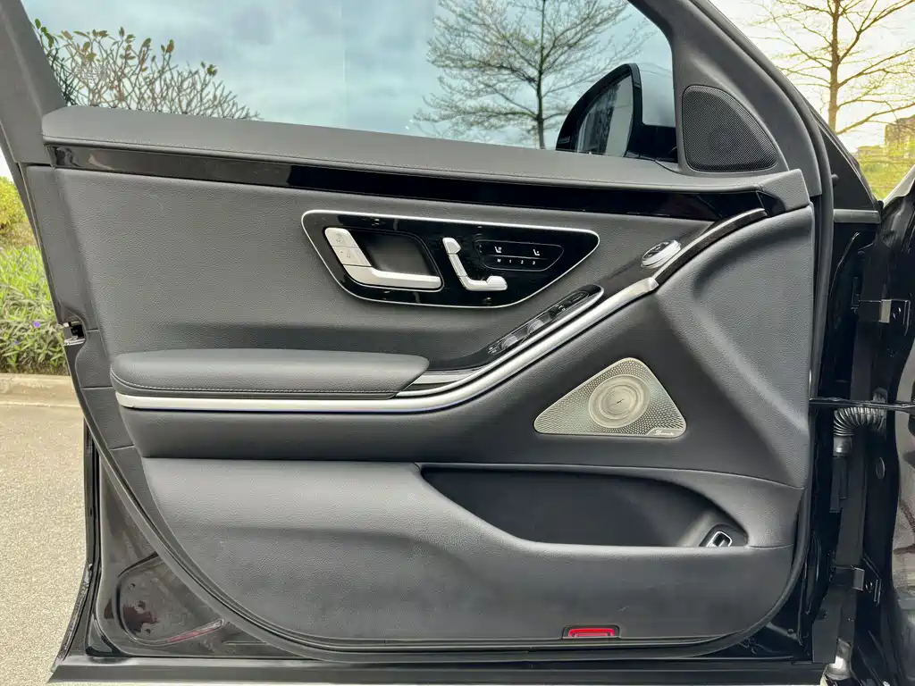 Mercedes-Benz S-Class 2022 — фото 17