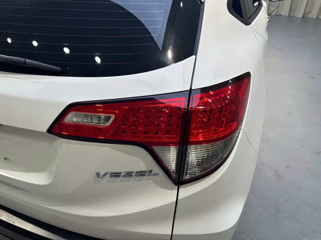 Honda Vezel 2022 — фото 26