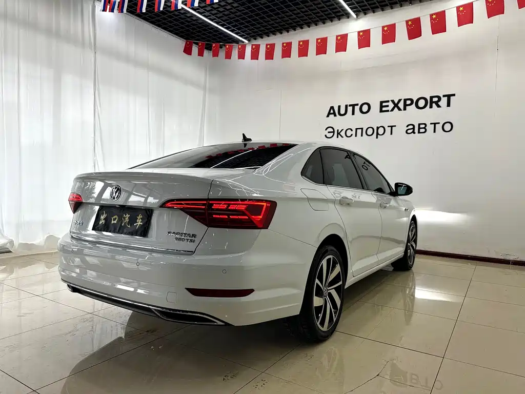 Volkswagen Sagitar 2022