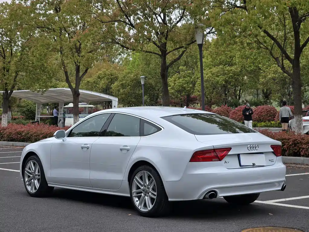 Audi A7 2012 — фото 4