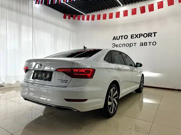 Volkswagen Sagitar 2022