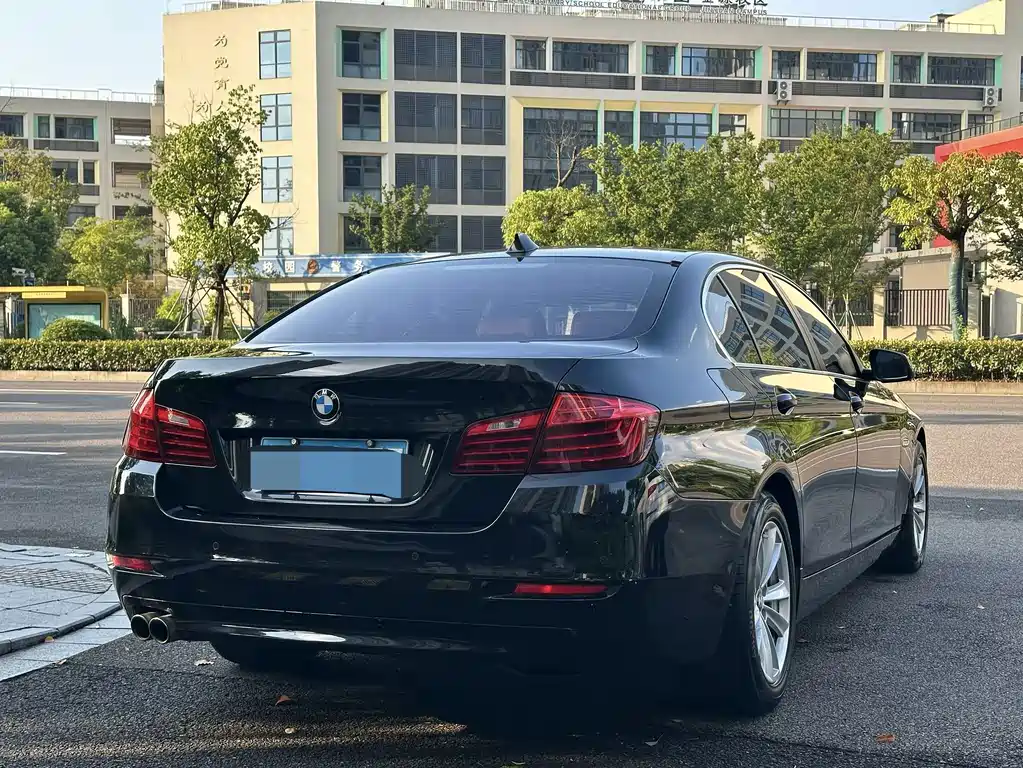 BMW 5 Series 2016