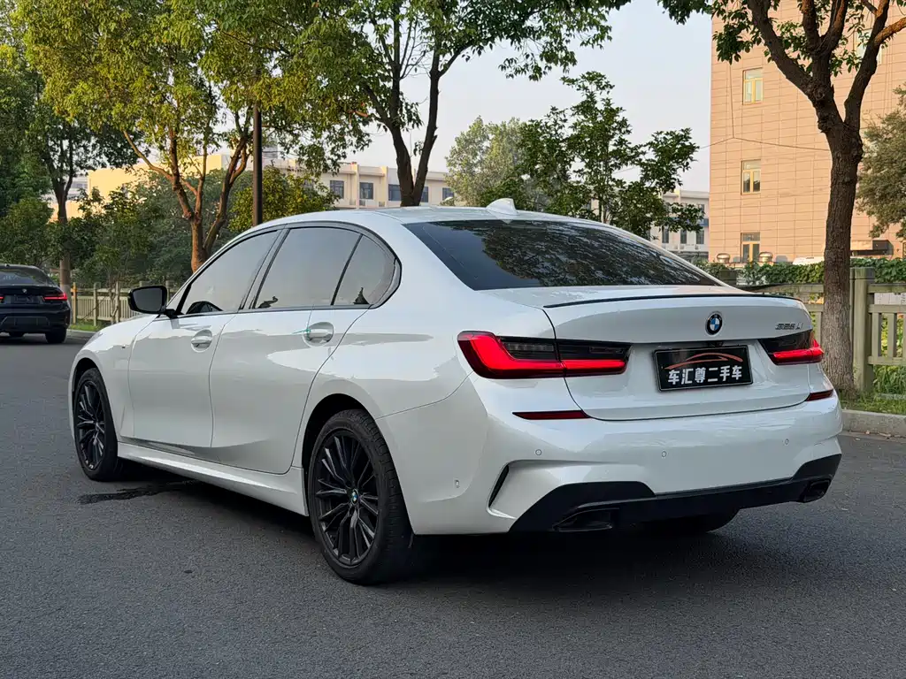 BMW 3 Series 2021