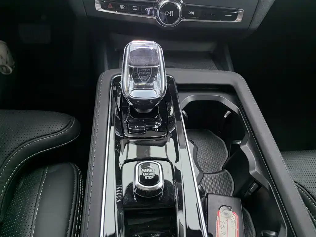 Volvo S90 PHEV 2025 — фото 14