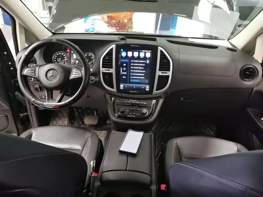 Mercedes-Benz Vito 2017 — фото 10