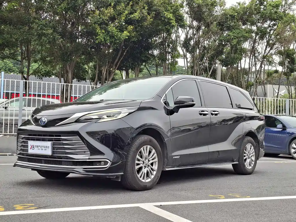 Toyota Sienna 2022