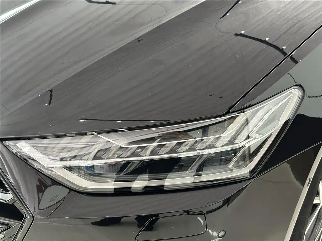Audi A7L 2025 — фото 4