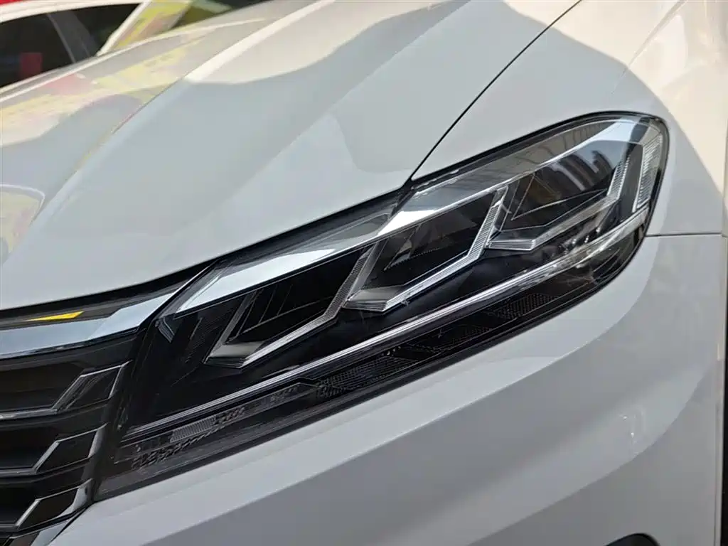 Volkswagen Lavida 2019 — фото 24