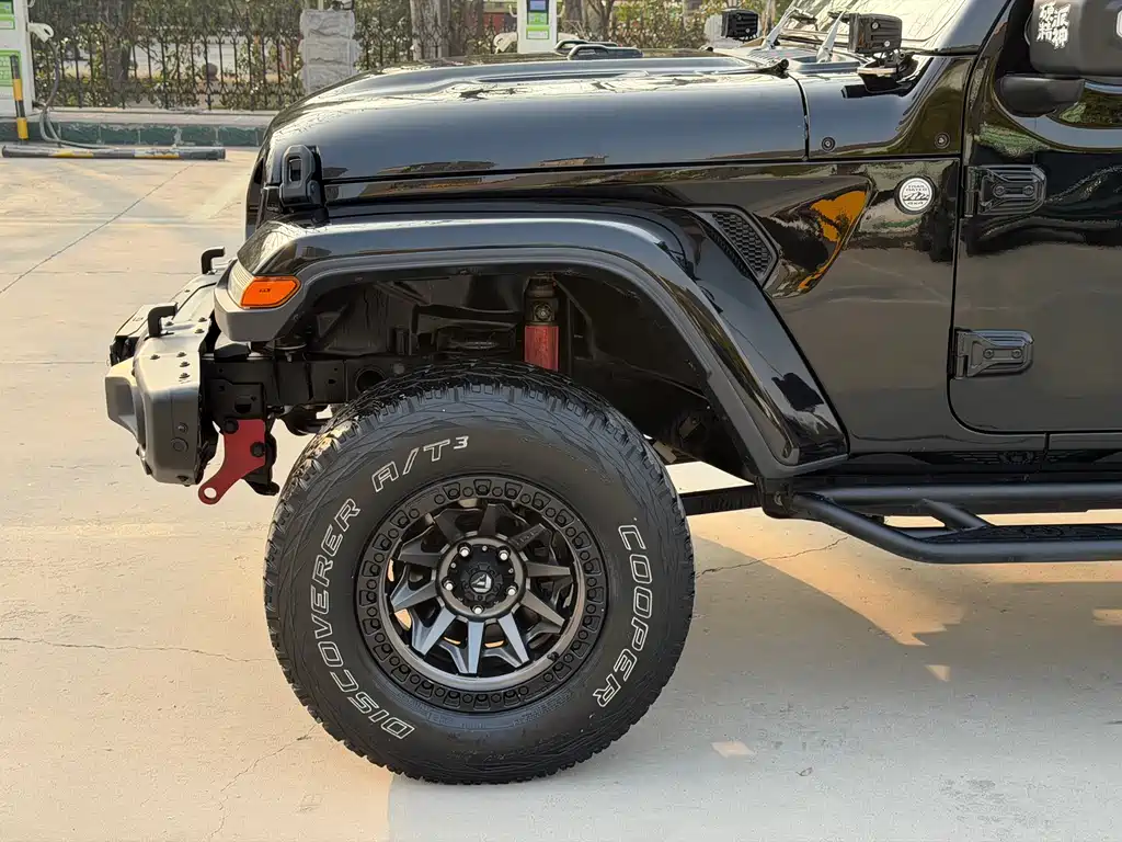 Jeep Wrangler 2021 — фото 3