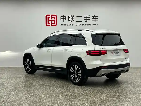 Mercedes-Benz GLB 2024