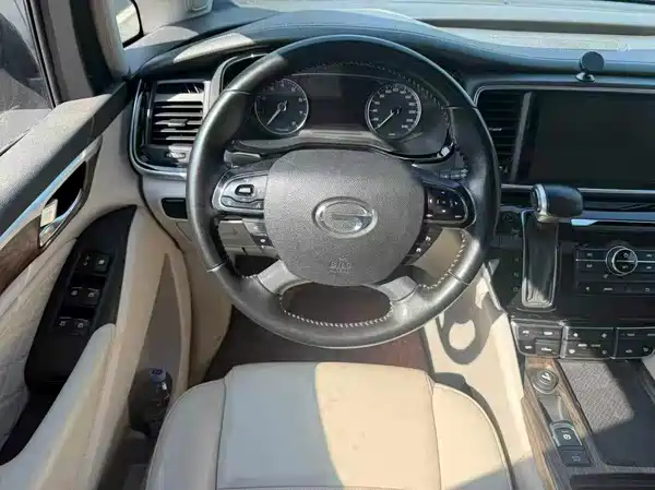 GAC Trumpchi M8 2018