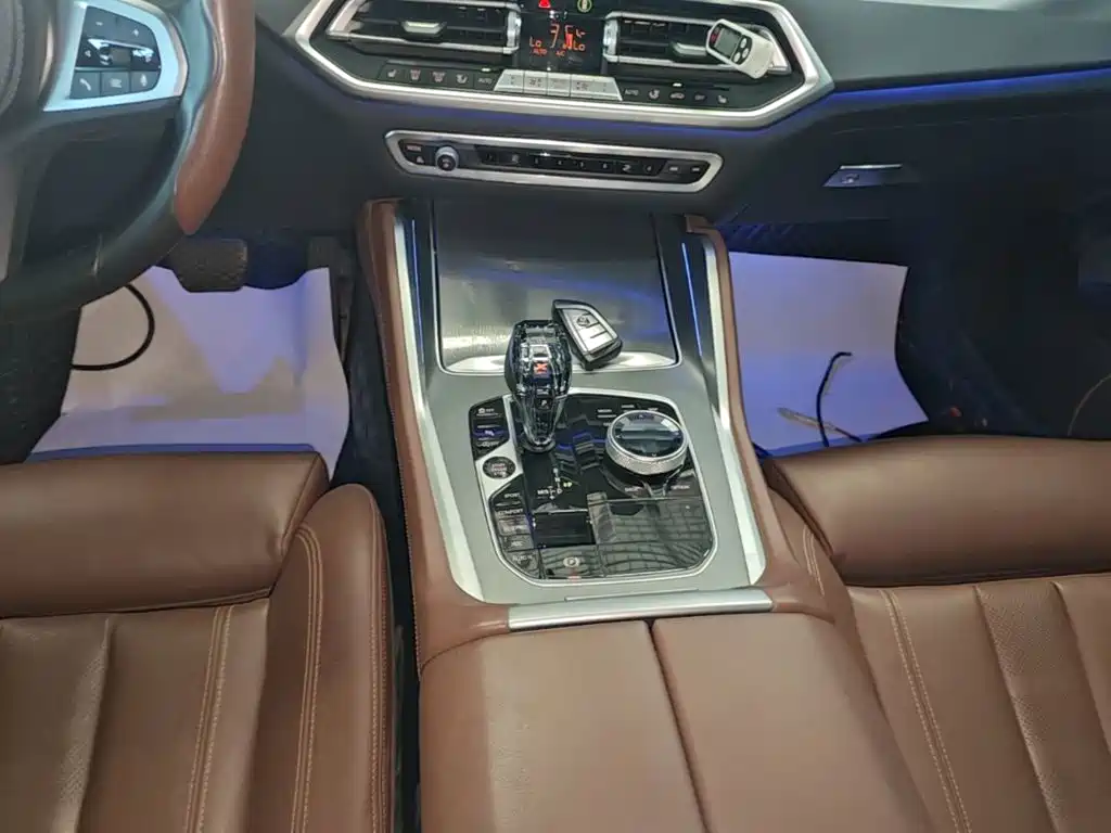 BMW X6 2023 — фото 14