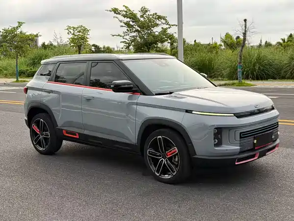 Geely ICON 2021