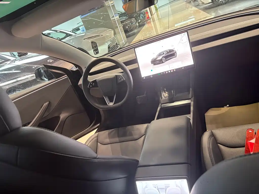 Tesla Model 3 2026