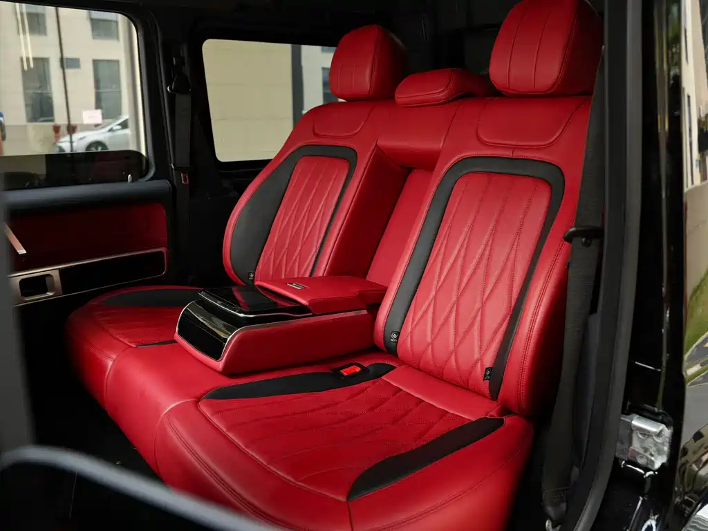 Mercedes-Benz G-Class 2017 — фото 19