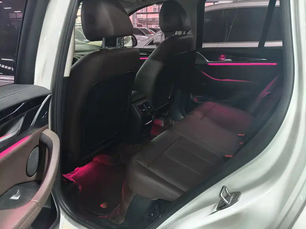 BMW X3 2018 — фото 16