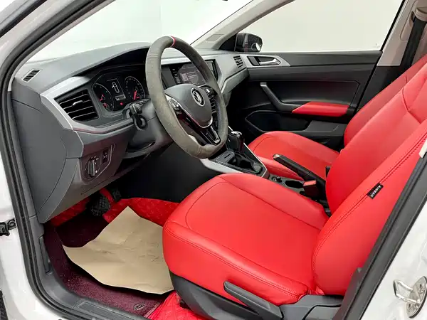 Volkswagen Polo 2021