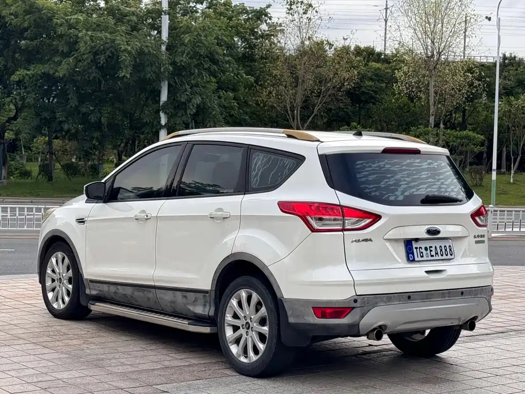 Ford Kuga 2016 — фото 4