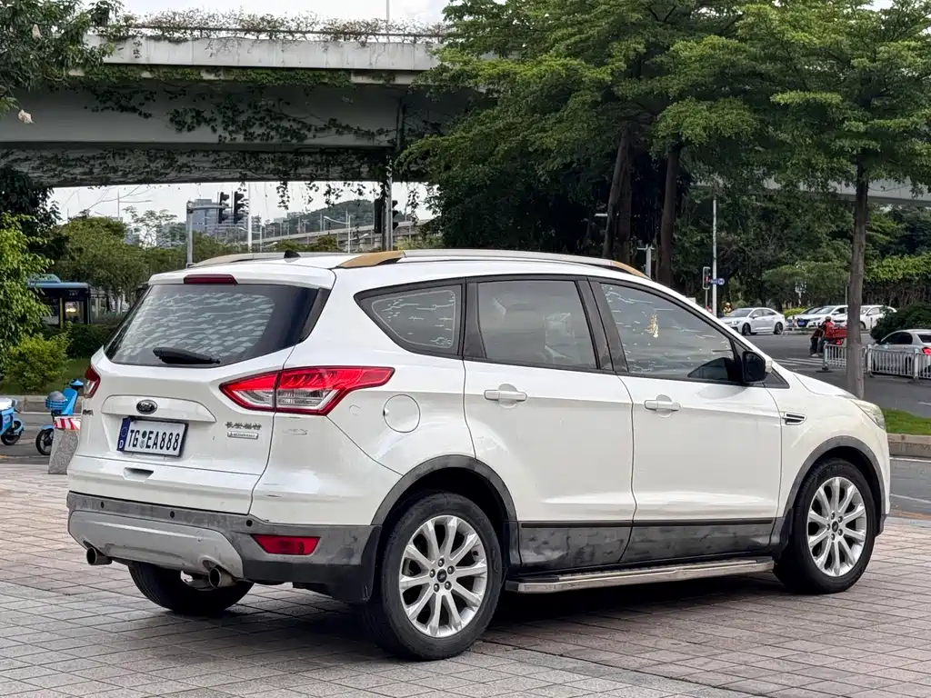 Ford Kuga 2016 — фото 6