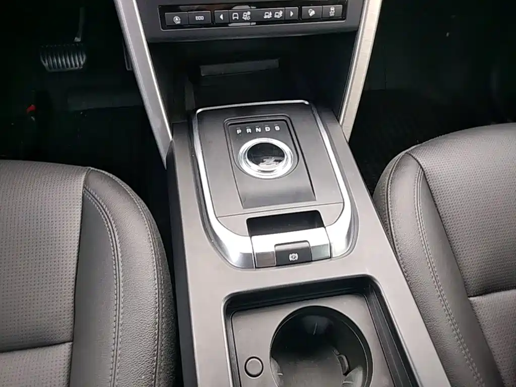 Land Rover Discovery Sport 2019 — фото 14