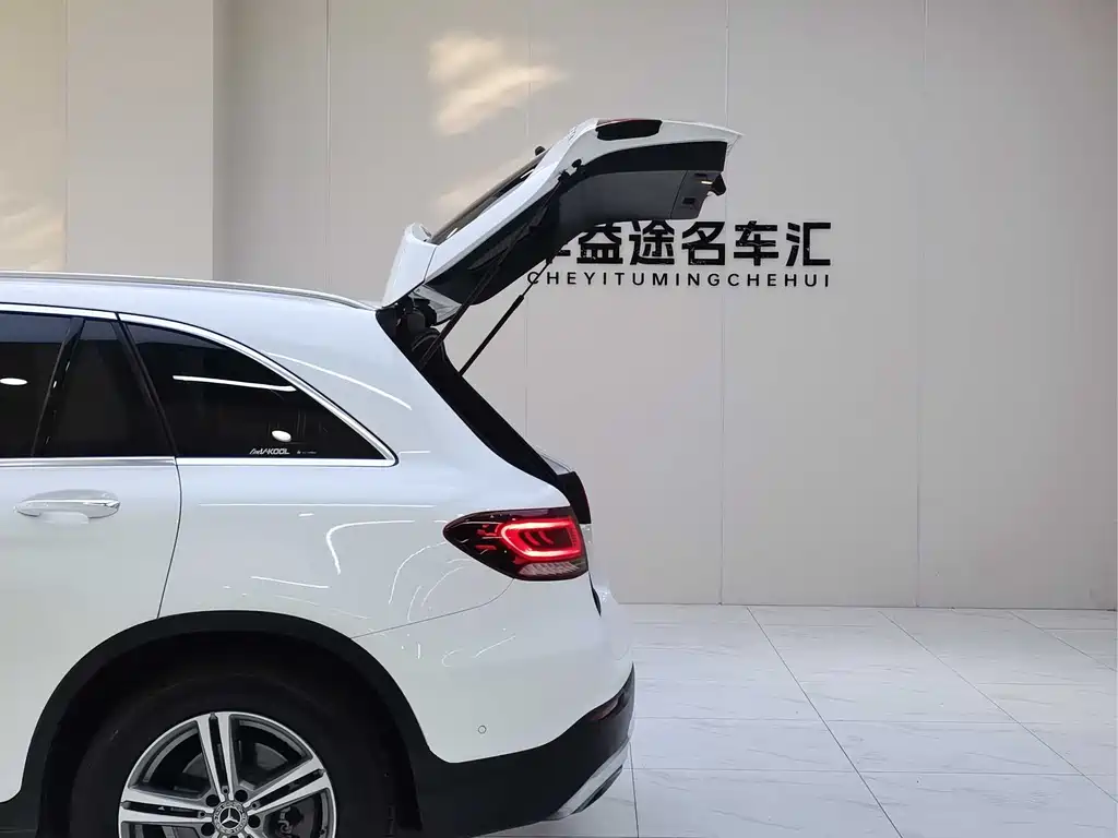 Mercedes-Benz GLC 2020 — фото 21