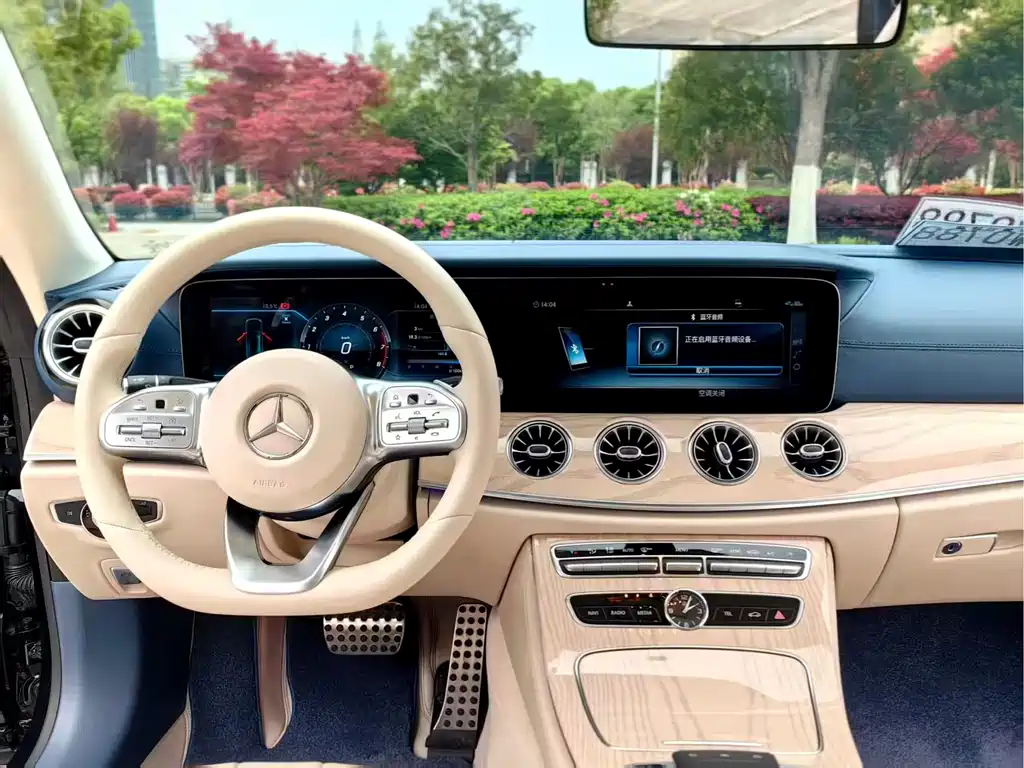 Mercedes-Benz E-Class 2019 — фото 4