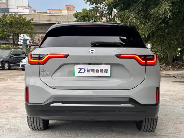 NIO ES6 2020