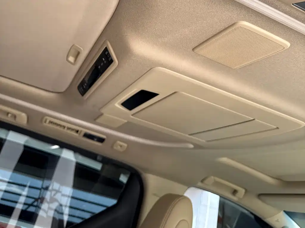 Toyota Alphard 2018 — фото 14