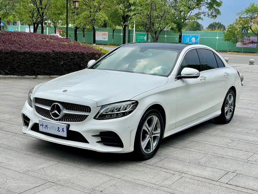 Mercedes-Benz C-Class 2020