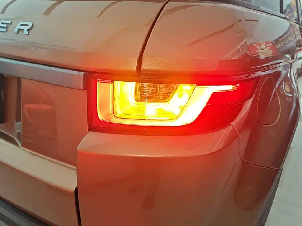 Land Rover Evoque 2017 — фото 8
