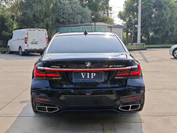 BMW 7 Series 2009