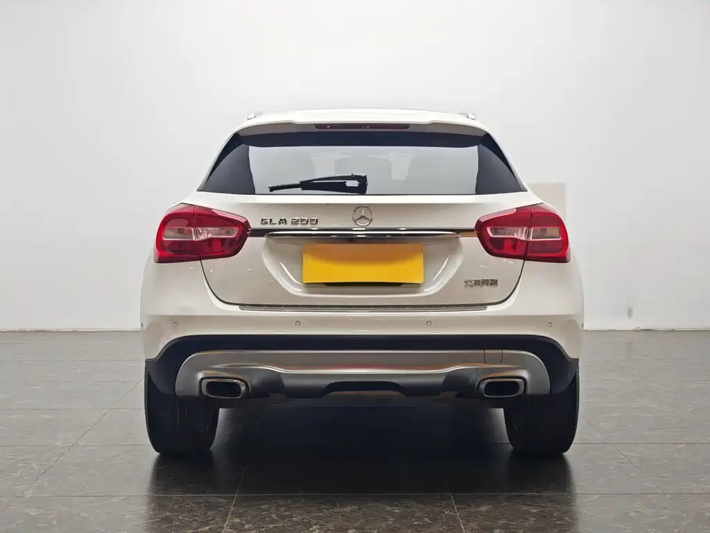Mercedes-Benz GLA 2015