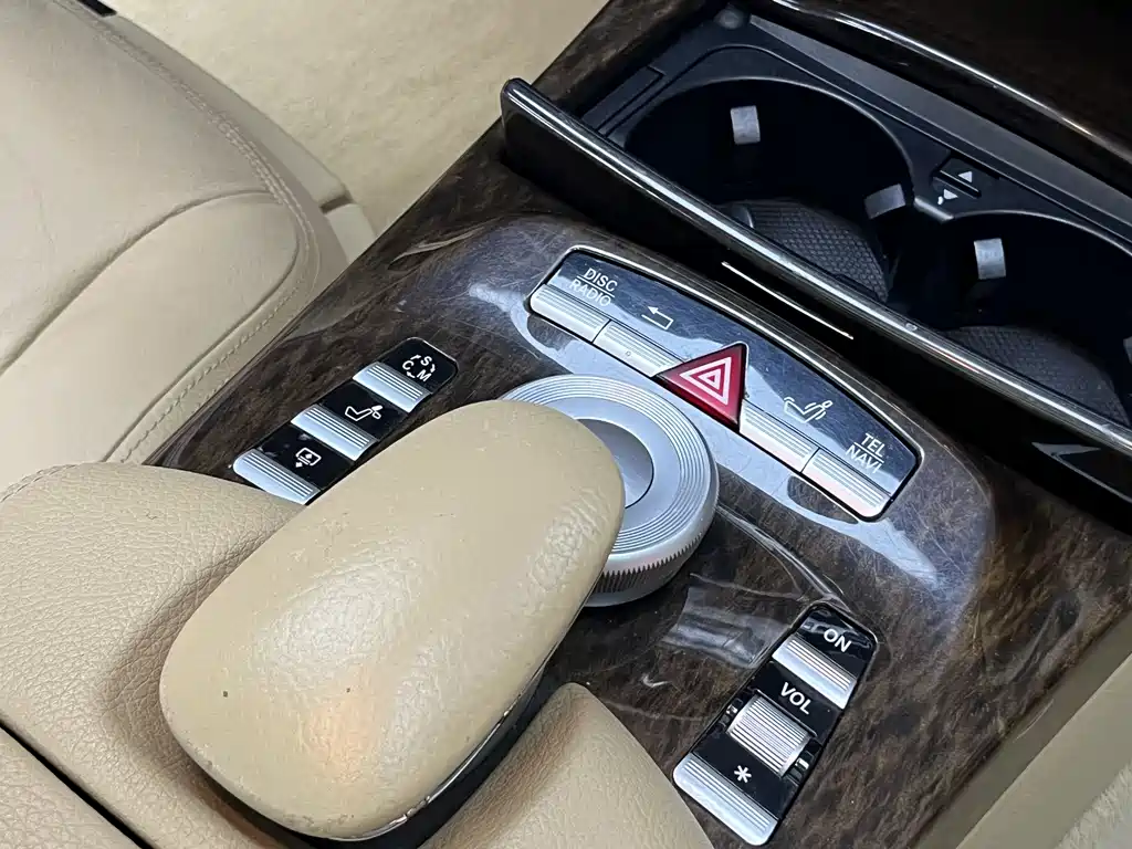 Mercedes-Benz S-Class 2010 — фото 13