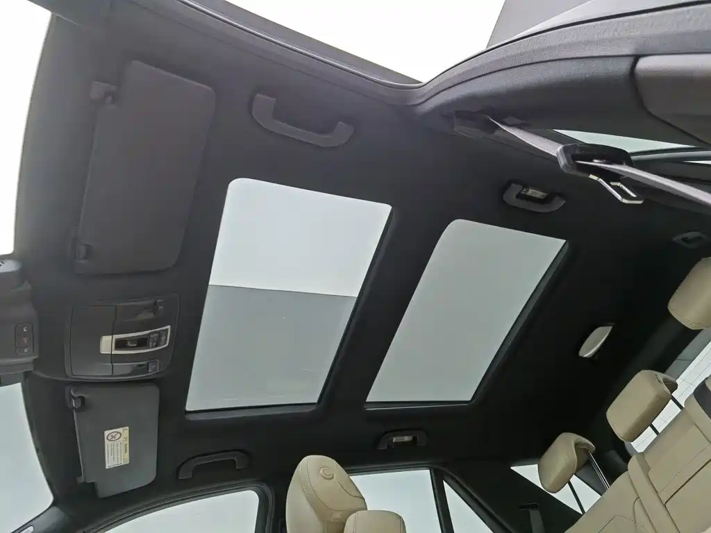 Mercedes-Benz GLE 2017 — фото 14
